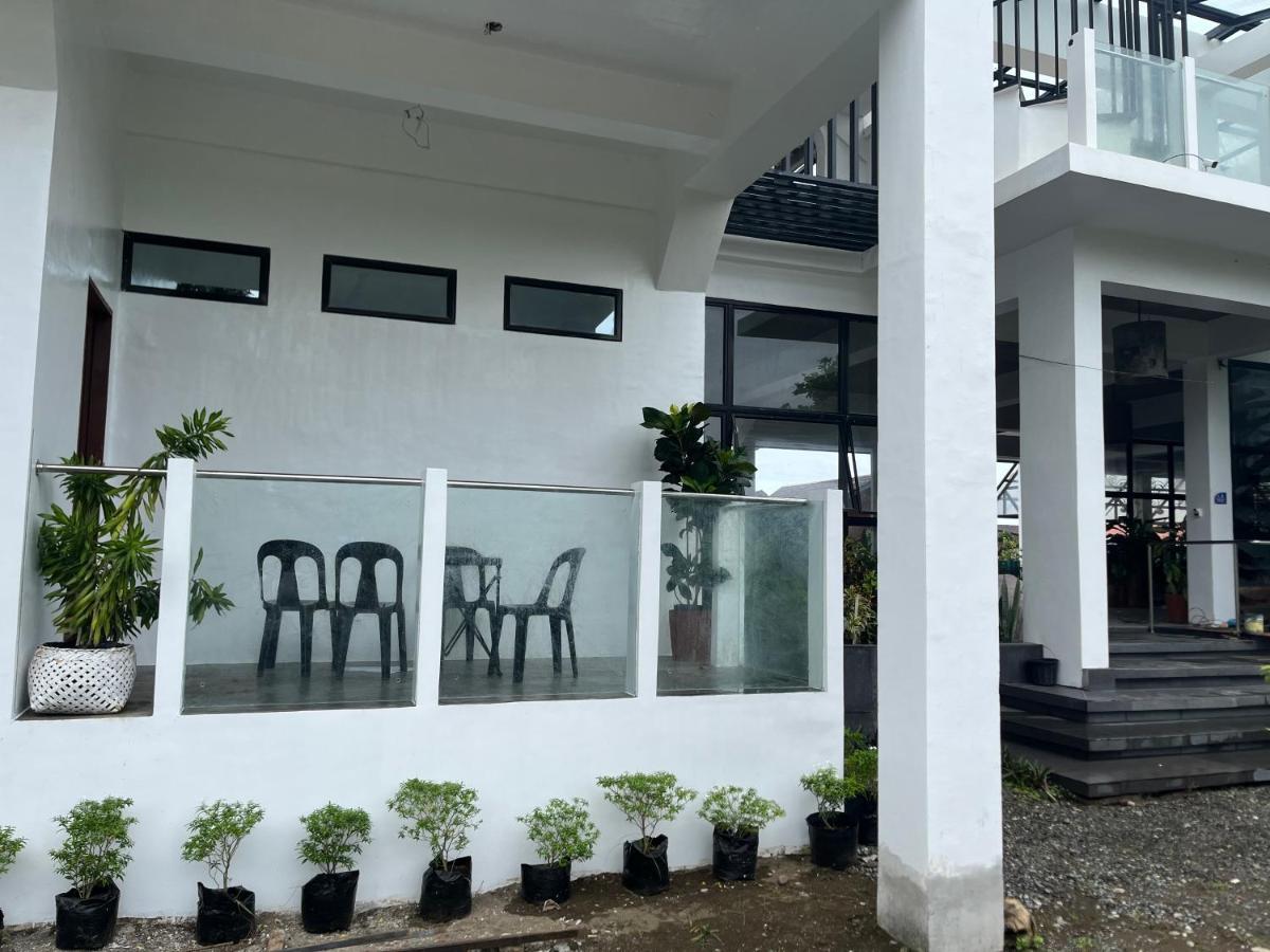 Vistapaloma Beach Resort Odiong Exterior photo